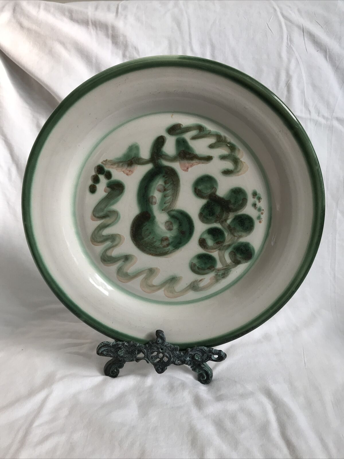 Large Signed M.a.hadley Pottery Green Pear & Grapes Round Serving Platter Vg!
