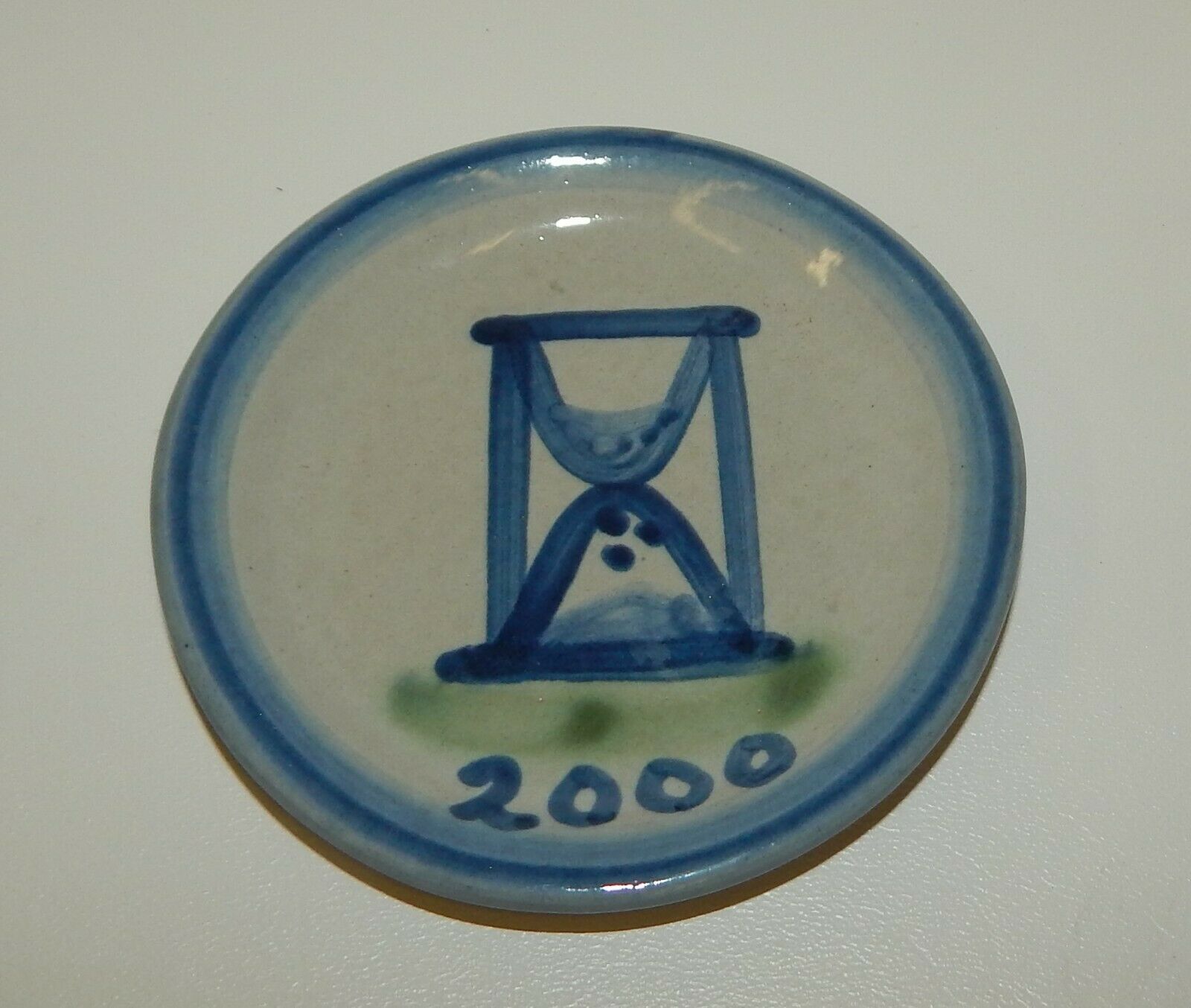 Mary Hadley Pottery 4" Coaster Mini Plate Trinket Dish - 2000 Hourglass